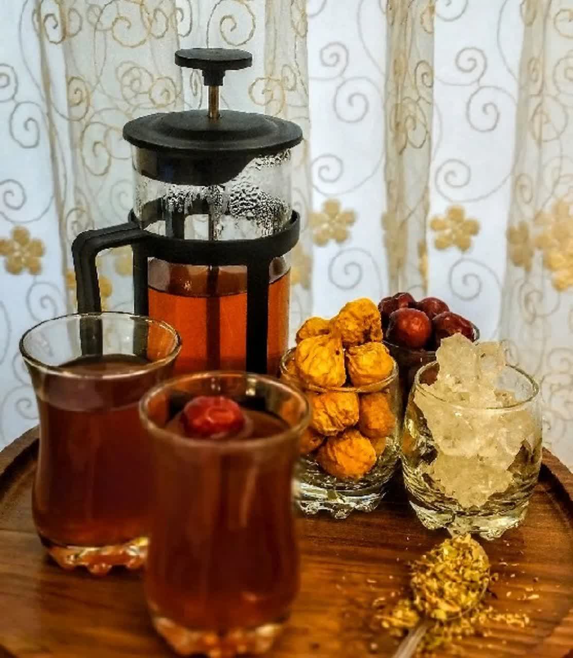 دم نوش و نوشیدنی