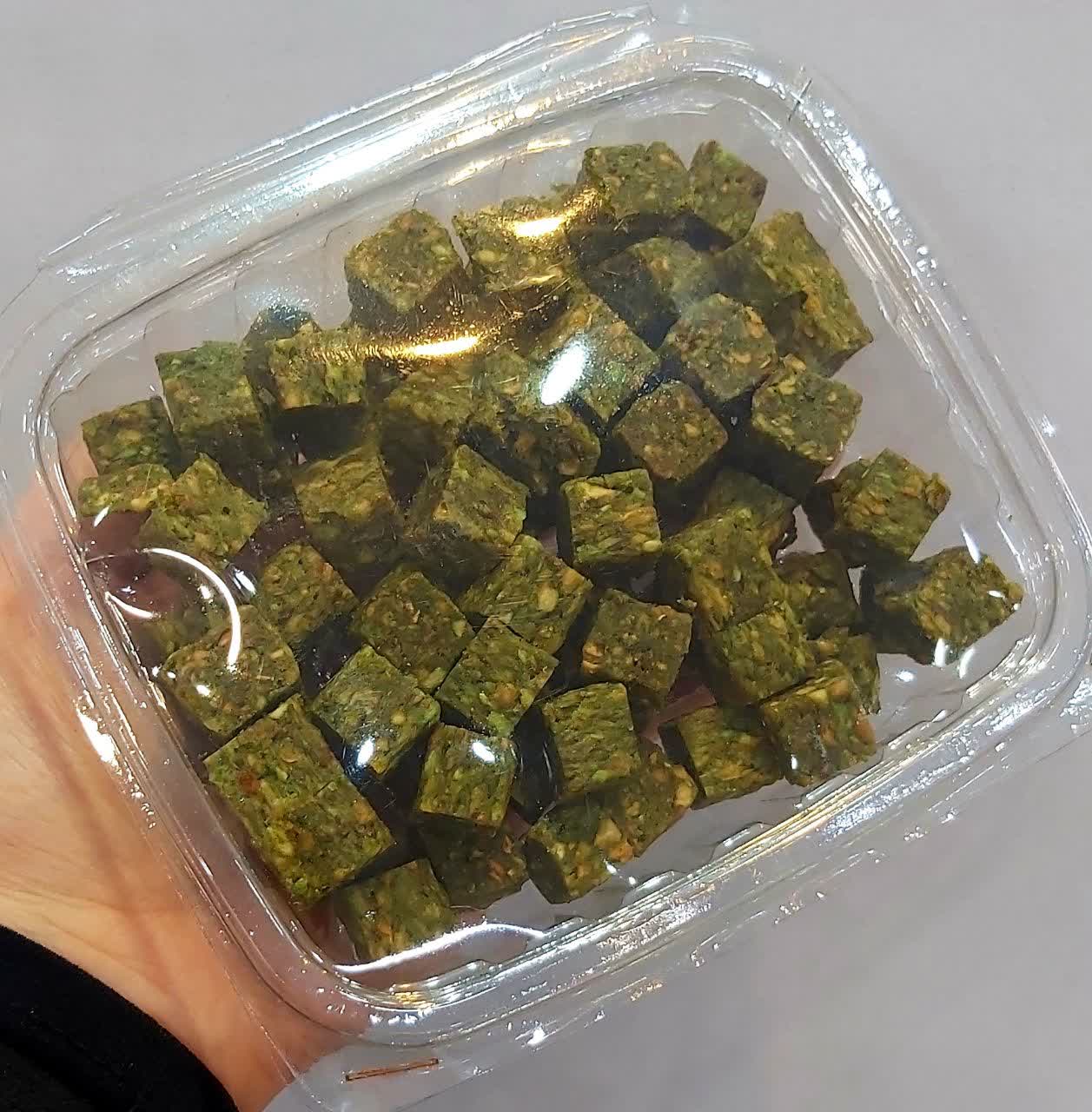 حبه سیب و کیوی