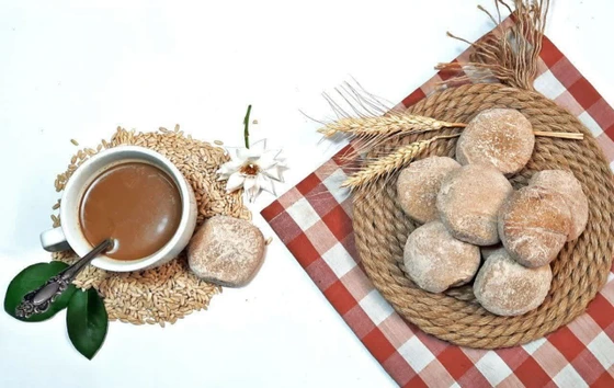 کلوچه شکری بیجستان